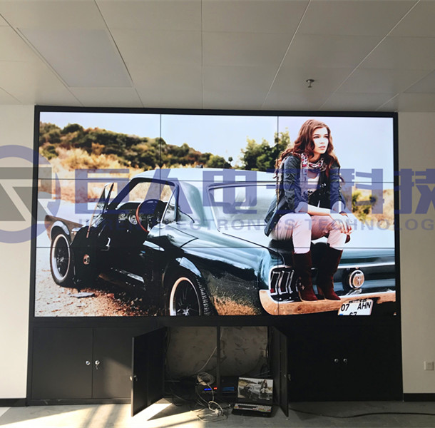 ������ĳ���ص�λ