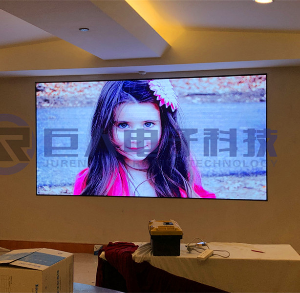 �Ͼ����ػ���ĳ��˾������